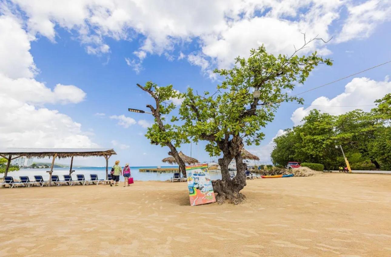 Munzels Boho Beach Retreat Apartment Ocho Rios Exterior photo